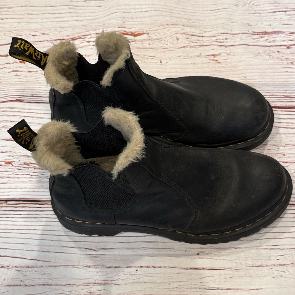 Dr Martens Leonore Faux Fur Lined Chelsea Boots in Black Sz L - Picture 8 of 14